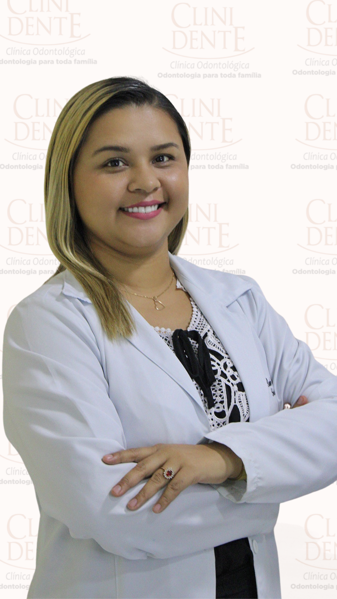 Adriane Nascimento Alfaia _ CD -Clinico e Odontopediatra