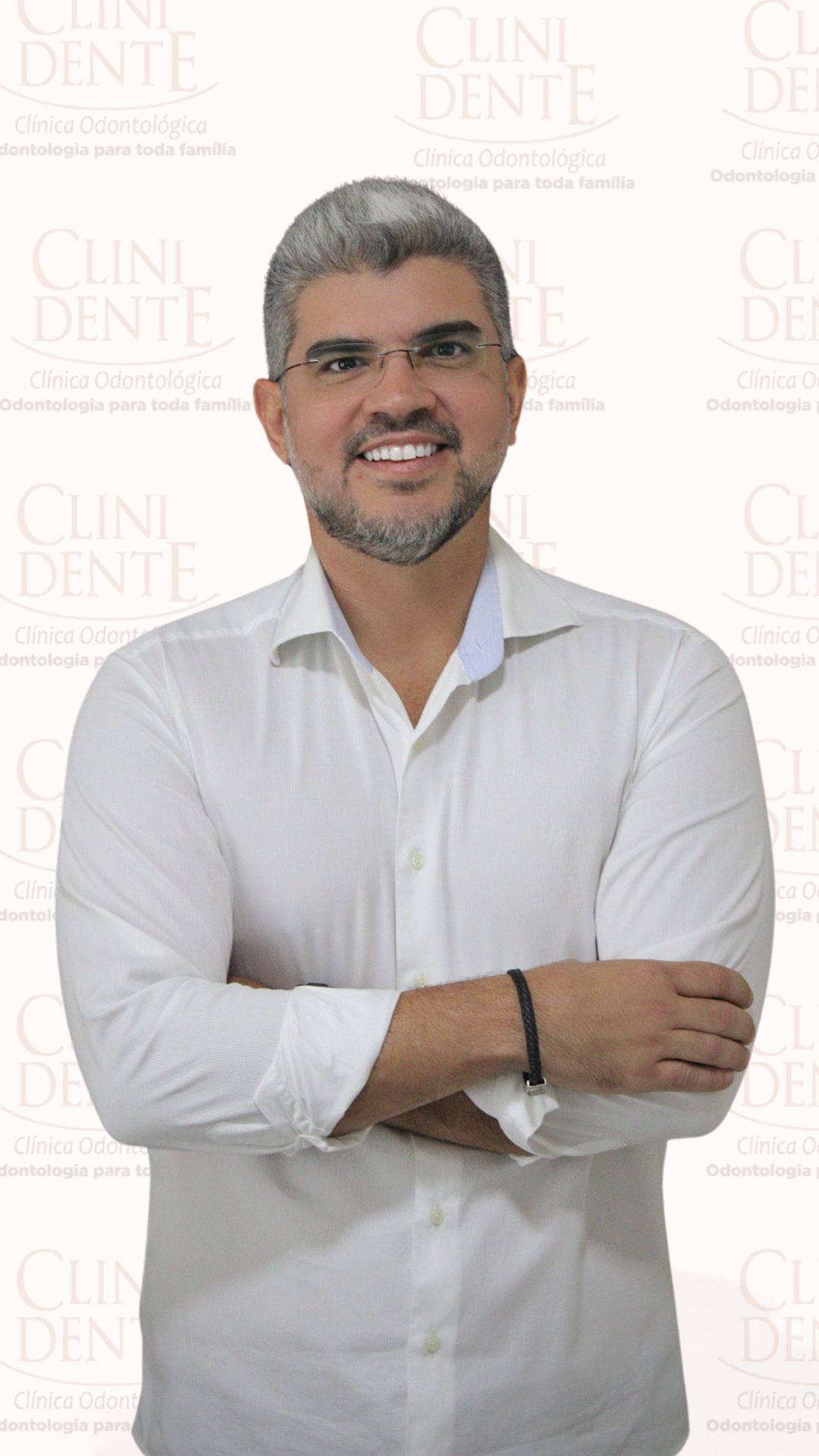 Dr Thiago Nery. Implantodontista